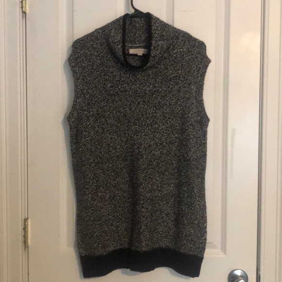 LOFT Sweaters - LOFT tunic sleeveless sweater